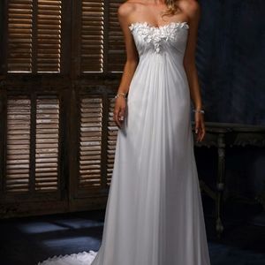 Maggie Sottero wedding dress size 6